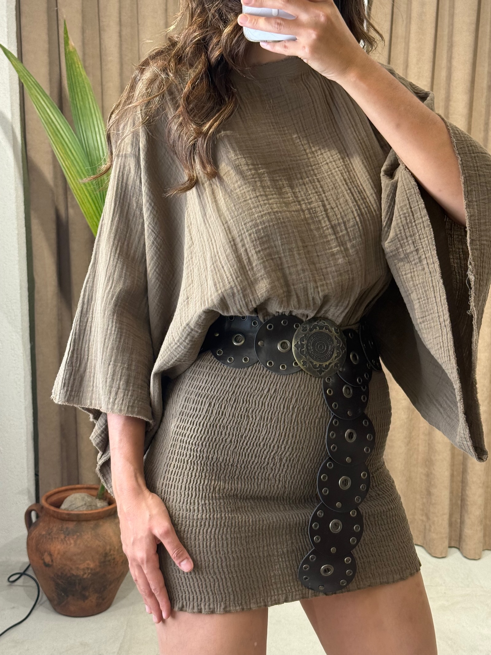 YARASA KOL LASTİKLİ MİNİ ELBİSE - NEUTRAL BROWN